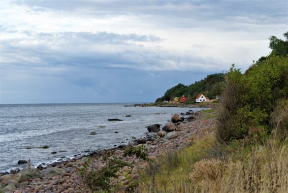 det idylliske fiskeleje Helligpeder paa bornholms vestkyst